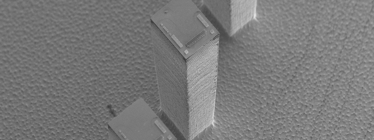 SEM image of a nanofabricated structure